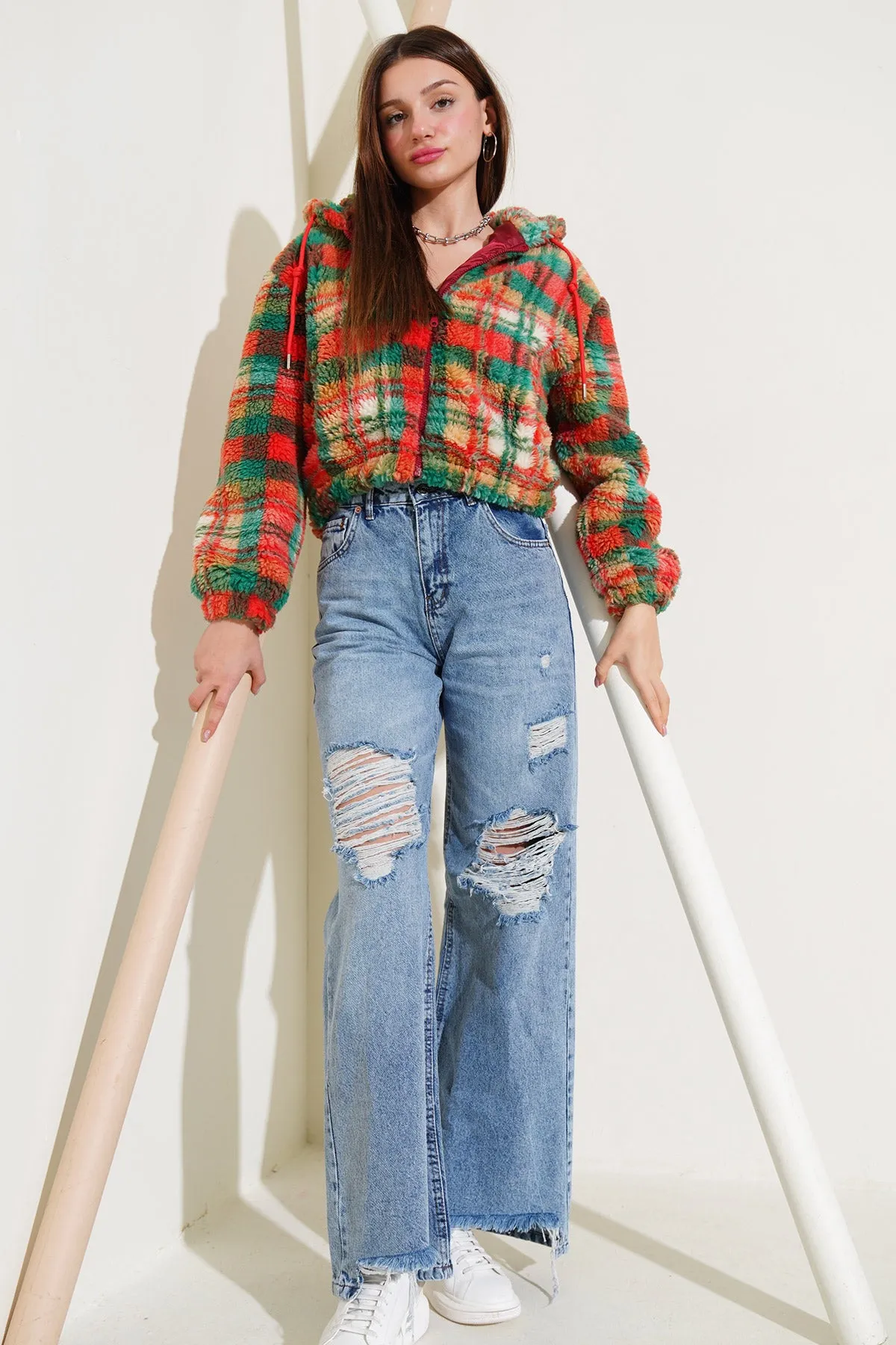 5193 kapüşonlu peluş crop ceket