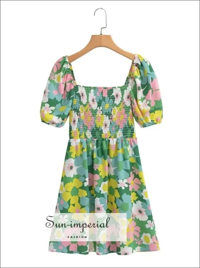 Green Floral Square Neckline Short Puff Sleeve A-line Mini Dress With Ruched Elastic Bodice And Center Bow Detial