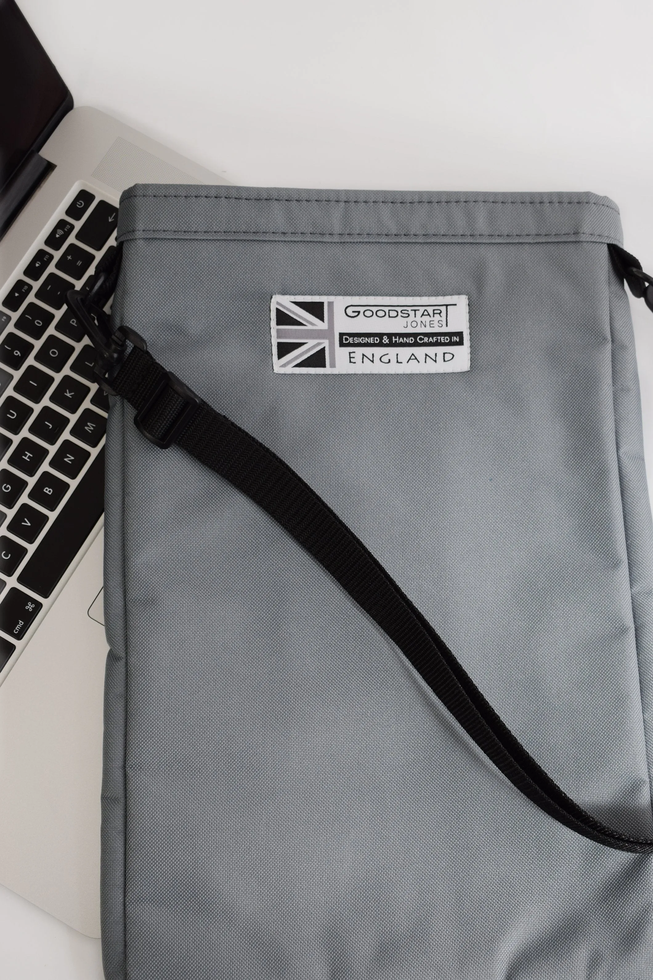 Laptop Carry Case | GREY