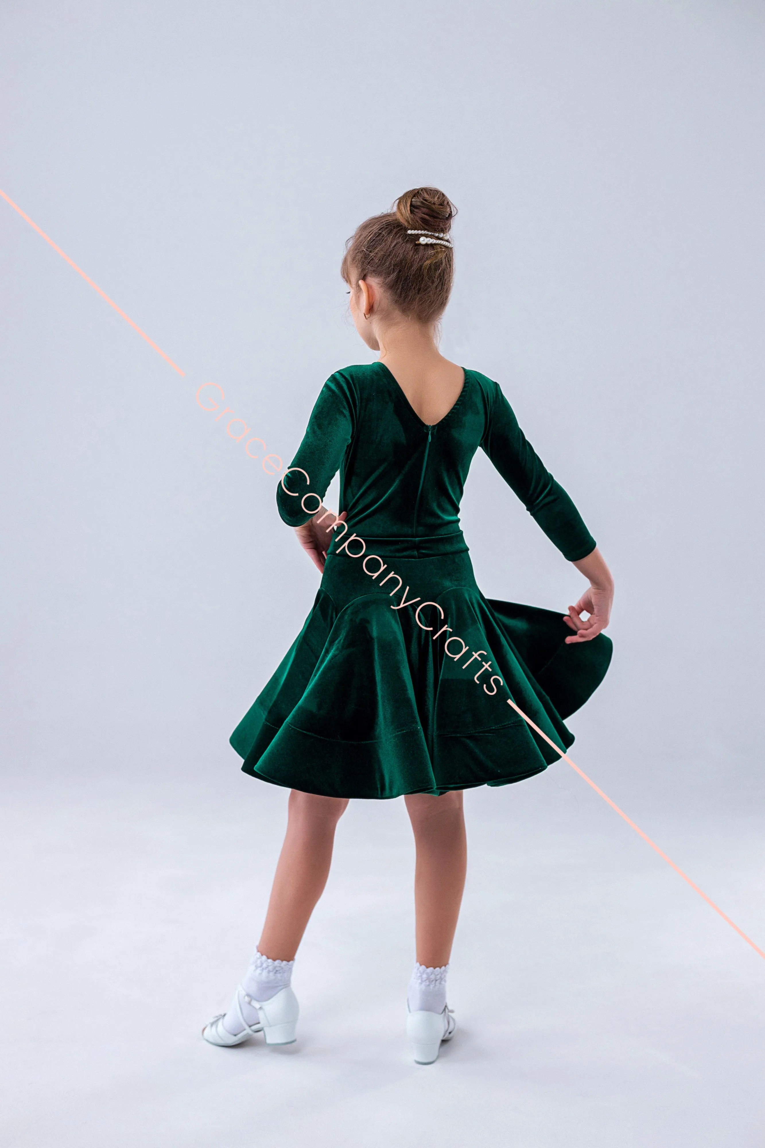 Long sleeve ballroom dance dress with tulle petticoat
