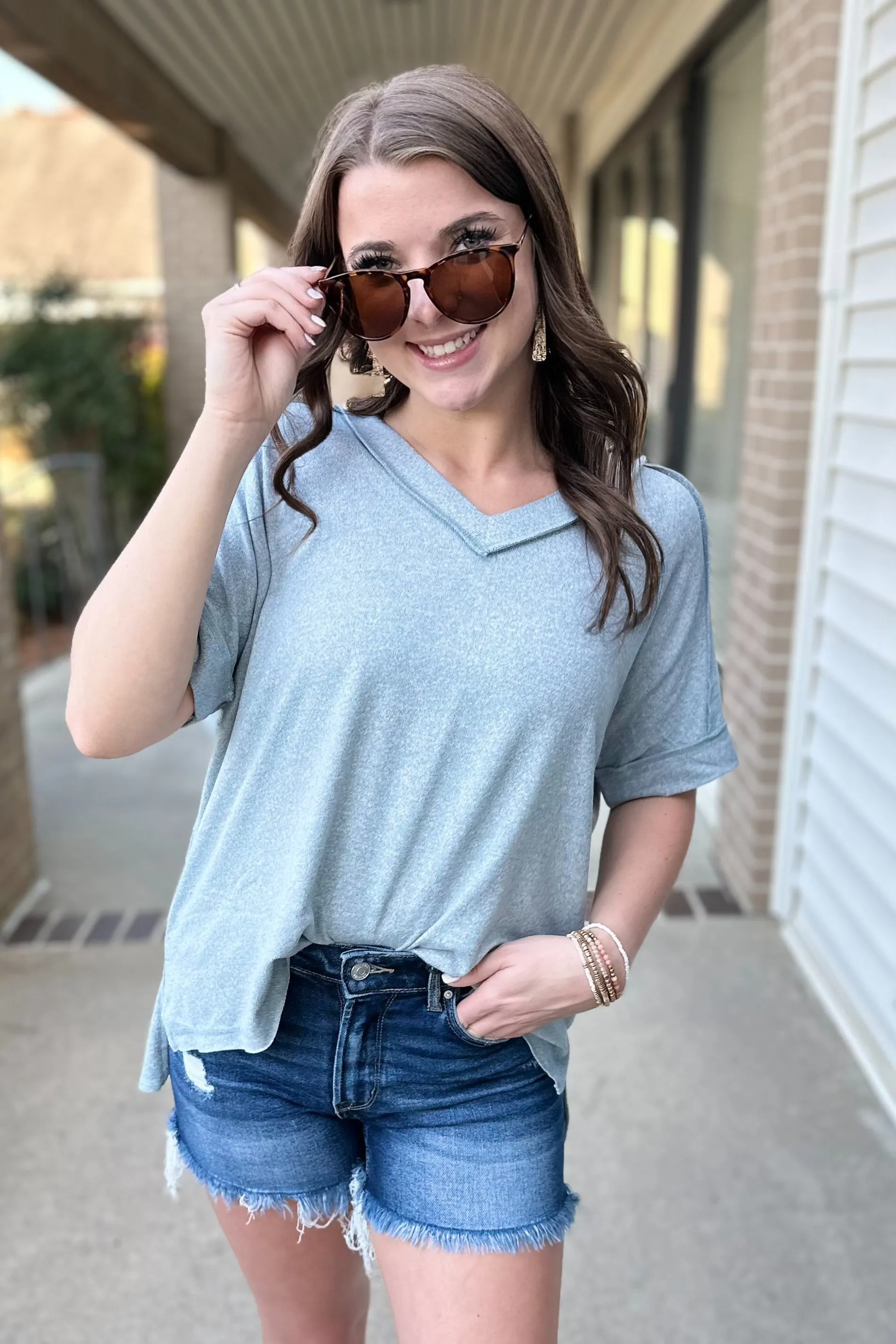 MADLYNN V-Neck Hi-Low Top