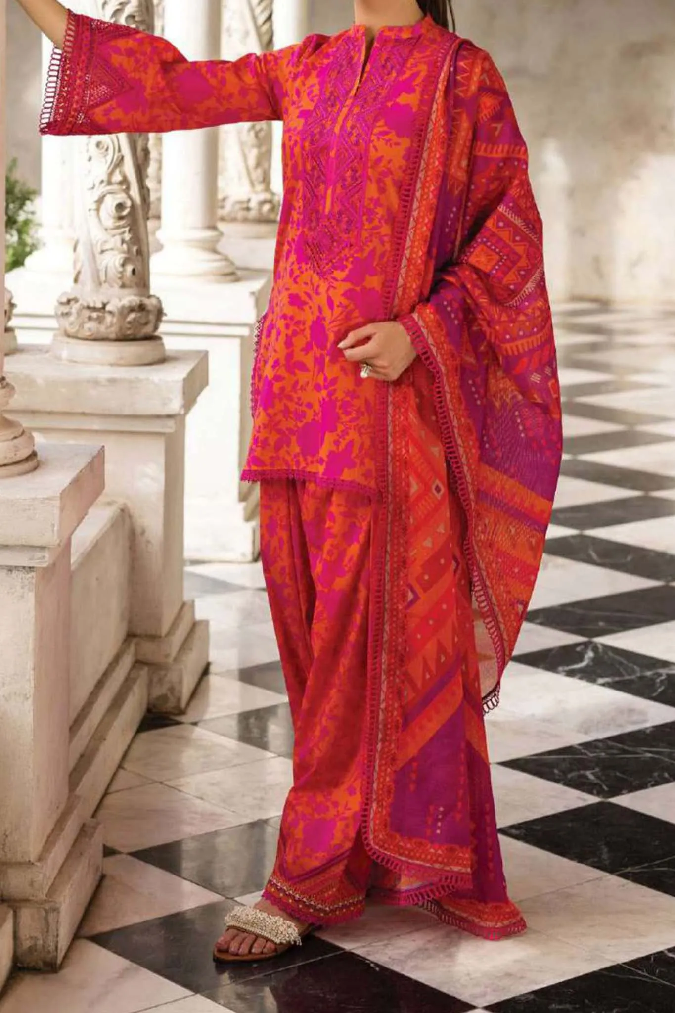 Tahra by Zainab Chottani Unstitchd 3 Piece Lawn Collection'2023-ZTC-04-A