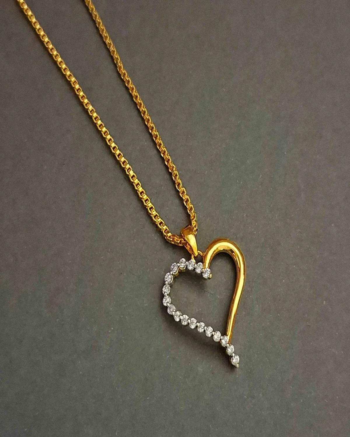 Zevarly Laxmi Locket With Chain